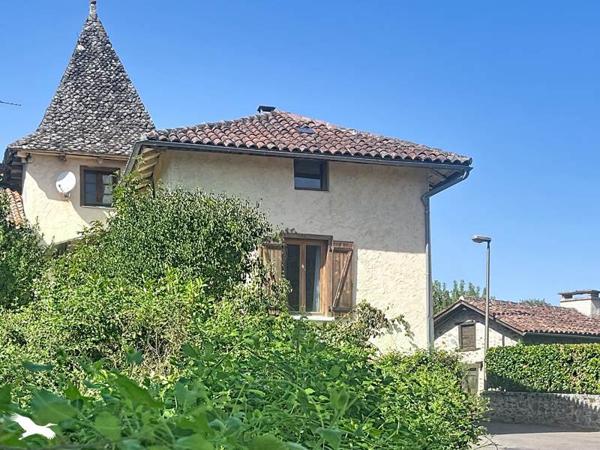 Maison 75 684 € Saint-Étienne-de-Maurs 3 p 140 m² DPE F