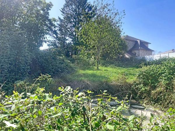 Maison 75 684 € Saint-Étienne-de-Maurs 3 p 140 m² DPE F