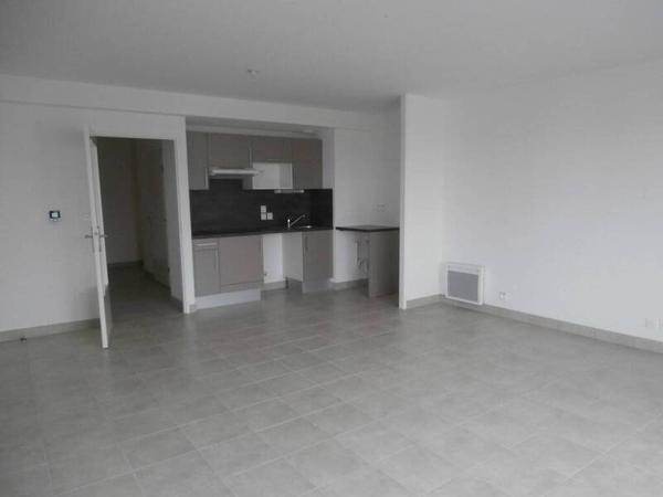 Appartement 3 pièces                                        - 44400 Rezé - Pont Rousseau Centre Réf : 11985