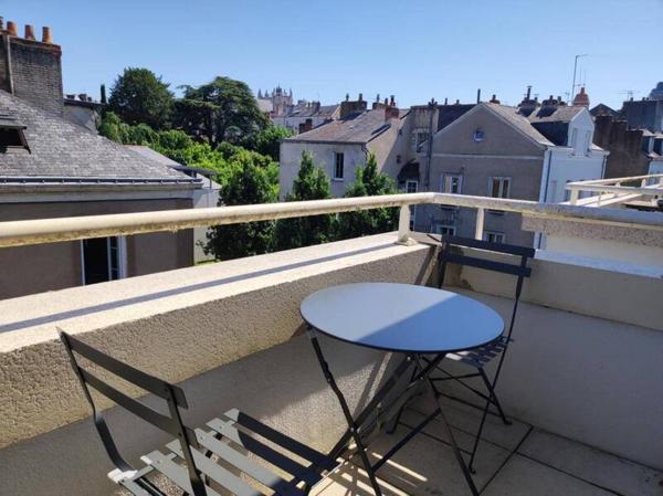 Appartement 1 pièce                                        - 44000 Nantes Réf : 11431