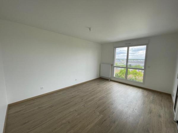 Appartement T2 à louer Saint Jacques De La Lande - 47 m² (réf : 557199)