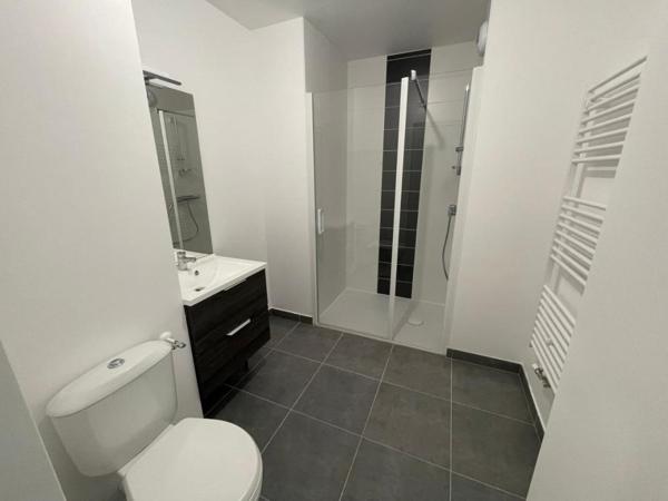 Appartement T2 à louer Saint Jacques De La Lande - 47 m² (réf : 557199)