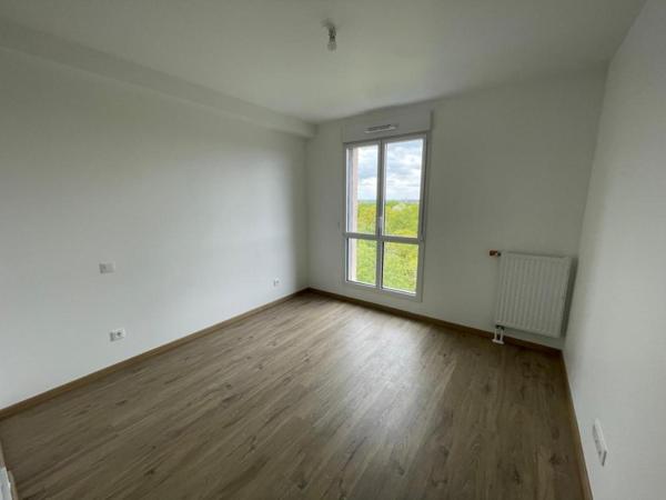 Appartement T2 à louer Saint Jacques De La Lande - 47 m² (réf : 557199)