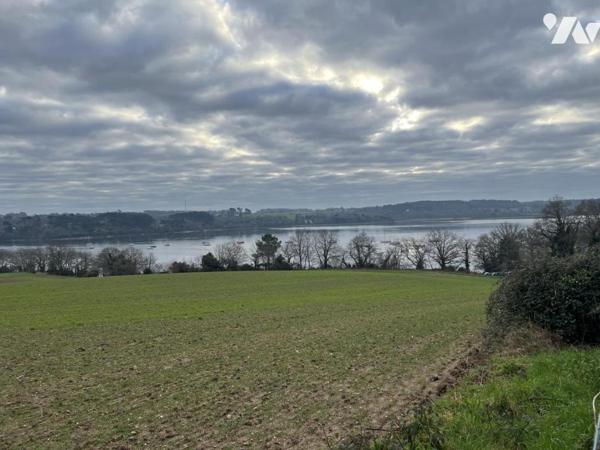 LANESTER quartier Saint Guenaël vue sur le blavet maison sur type 6 sur sous-sol sur 1306 M² 