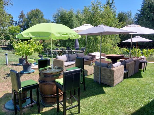 Aux portes des lacs, 2 habitations SPA, Etangs, sur 5900m²