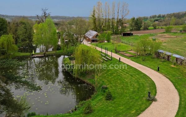 Aux portes des lacs, 2 habitations SPA, Etangs, sur 5900m²