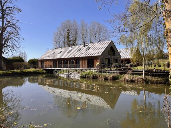 Maisons en bois, gite,spa,marais..,bien d'exception très bonne localisation