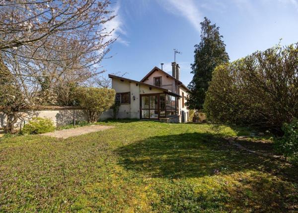 Maison à vendre à Tinqueux dans la Marne (51430), ref : 51067-218