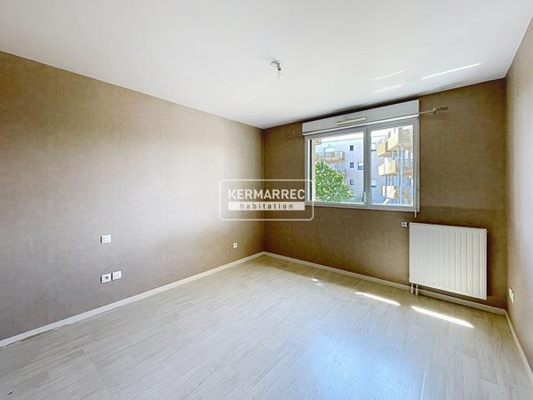 Appartement 3 pièces – 66 m² environ à Saint-Jacques-de-la-Lande (ref : 32791)