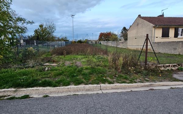 Terrain à vendre    Guignicourt