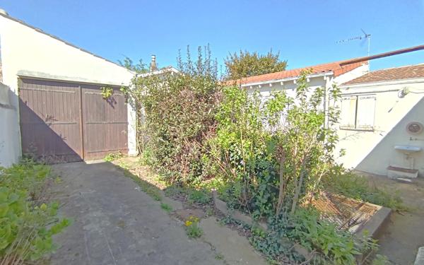 Maison à vendre    4 pièces •  La Rochelle