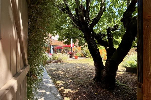 La Trompette - Magnifique maison bourgeoise avec jardin et dépendance