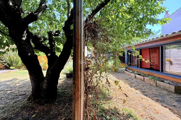 La Trompette - Magnifique maison bourgeoise avec jardin et dépendance