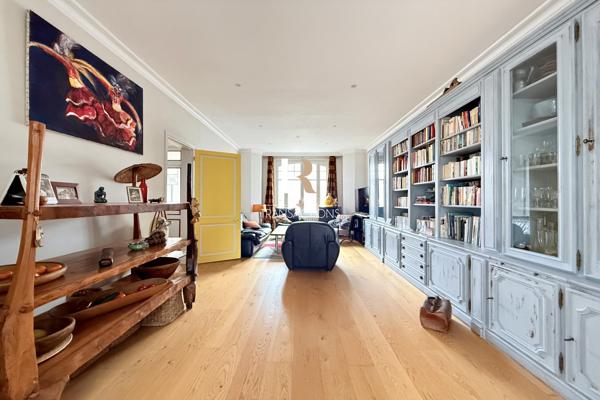 La Trompette - Magnifique maison bourgeoise avec jardin et dépendance