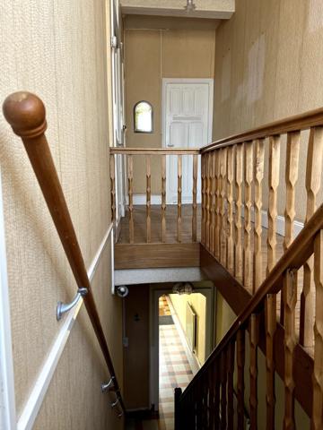 Maison à BOURBOURG, 59630 - 5 pièces 122m²