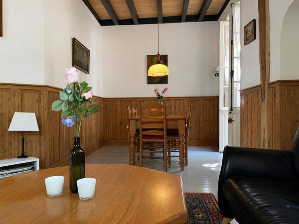 Un ensemble de deux maisons avec une vue exceptionnelle