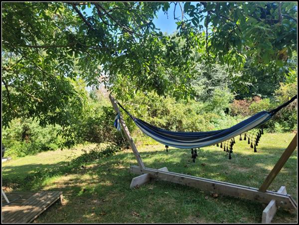 SITE D EXCEPTION, 6 HABITATIONS, UN LAC, DES BOIS, DES PRAIRIES à LA ROMIEU (32)