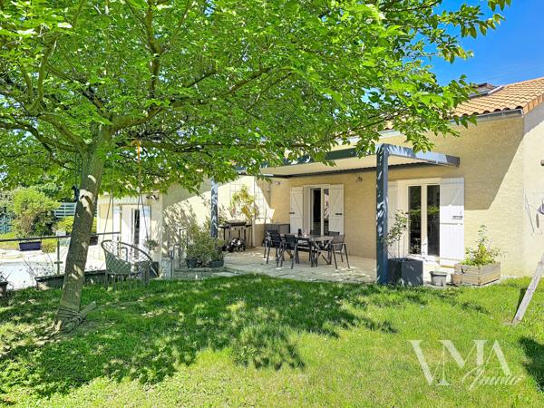 LA TOUR-DE-SALVAGNY – Maison familiale 7 pièces avec piscine 650 000 € | 146 m² Carrez | Terrain 631 m² Détails des diagnostics énergétiques