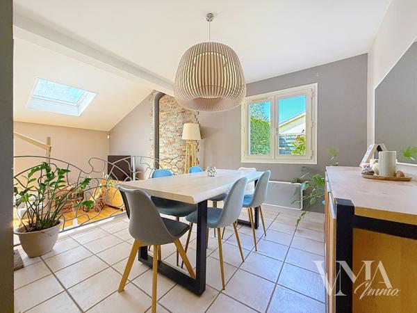 LA TOUR-DE-SALVAGNY – Maison familiale 7 pièces avec piscine 650 000 € | 146 m² Carrez | Terrain 631 m² Détails des diagnostics énergétiques