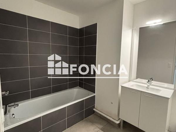 Location Appartement 3 pièces 59.9 m² - 2 RUE PASTEUR Chenove 21300