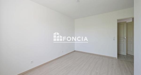 Location Appartement 2 pièces 42.7 m² - L'isle-d'abeau 38080