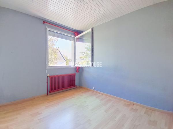 Maison familiale de 5 chambres avec jardin de 611 m² dans un secteur calme et recherché - PLOUFRAGAN