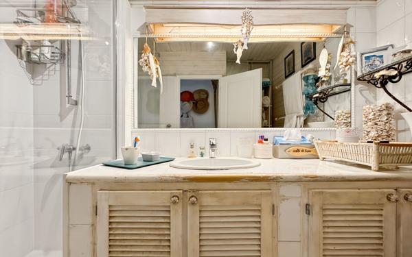 Appartement à vendre    4 pièces • 84 m2 Saint-Raphaël