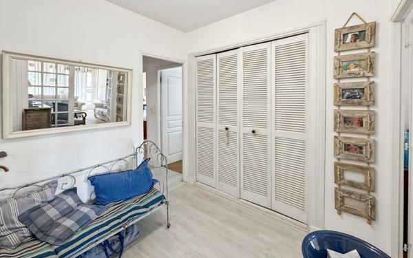 Appartement à vendre    4 pièces • 84 m2 Saint-Raphaël