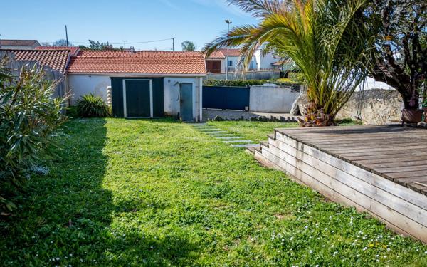 Maison à vendre    4 pièces •  Échillais