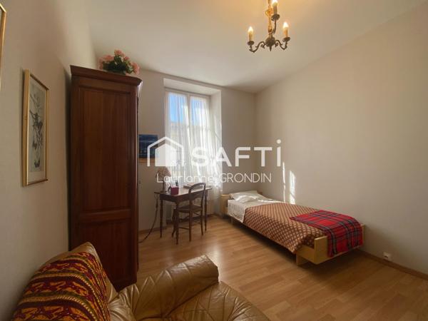 Rare en Hypercentre Saint Jean d'Angely - Terrasse Privative