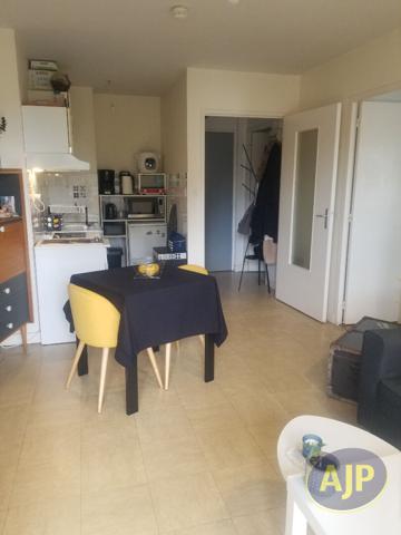 Location appartement Cholet : 470 € - AJP Immobilier Cholet