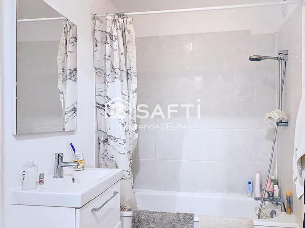 CHARMANT APPARTEMENT T2 PROCHE DE TOUTE COMMODITE