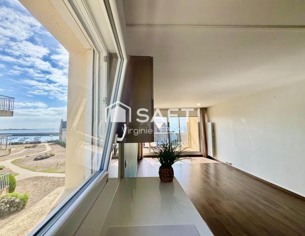 Bel appartement T3 rénové avec goût, vue sur port maria et mer