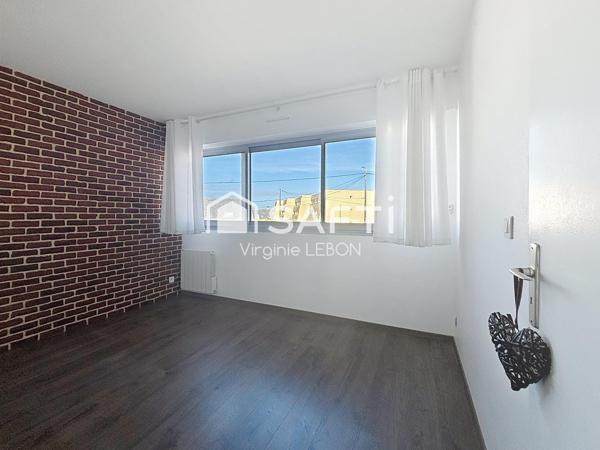 Bel appartement T3 rénové avec goût, vue sur port maria et mer