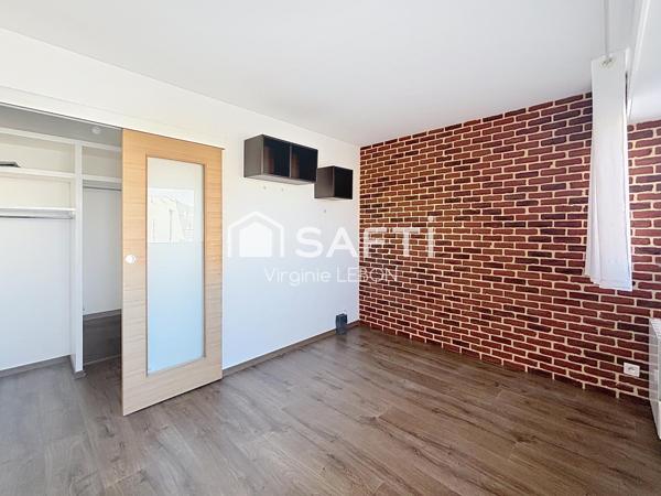 Bel appartement T3 rénové avec goût, vue sur port maria et mer