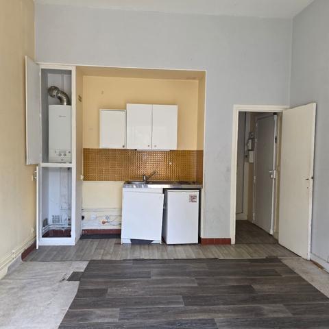Appartement 1 pièce à vendre à La Garenne-Colombes - Idéal primo-accédant 149 500 € **  - Référence  13929
