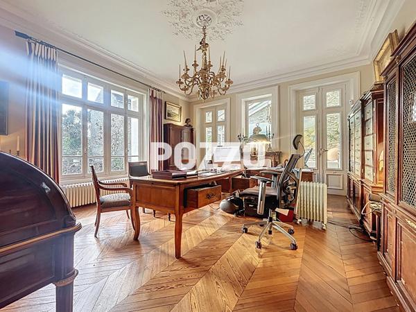 Maison 11 pièce(s) 350 m2 CHERBOURG EN COTENTIN