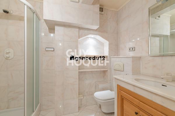 À VENDRE Appartement familial de 174 m² ,au 6ème étage avec ascenseur, Métro ligne 1