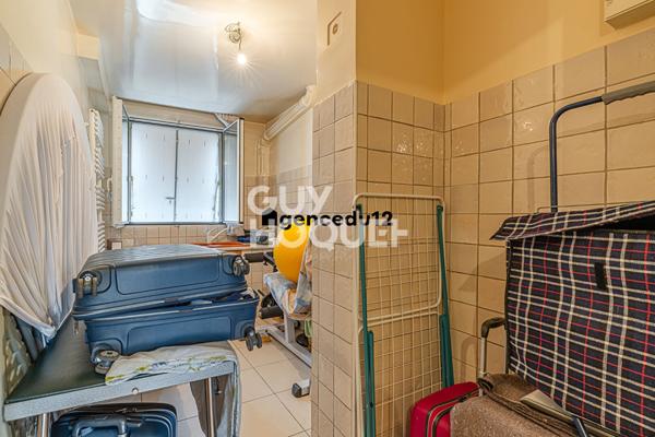 À VENDRE Appartement familial de 174 m² ,au 6ème étage avec ascenseur, Métro ligne 1