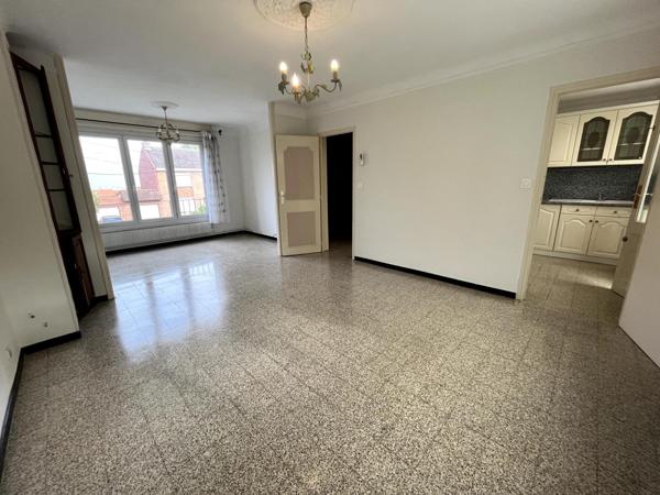 Proche école - crèches commerces