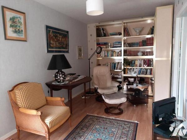 VIAGER OCCUPE - Maison 6 pièces (Construction "BOURGEOIS" de 2006, d'environ 140 m² habitables) su