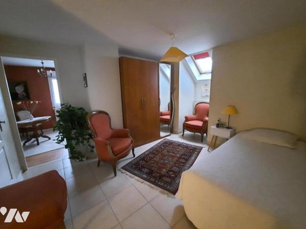 VIAGER OCCUPE - Maison 6 pièces (Construction "BOURGEOIS" de 2006, d'environ 140 m² habitables) su