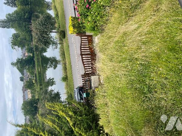 MAISON MITOYENNE D'UN COTE