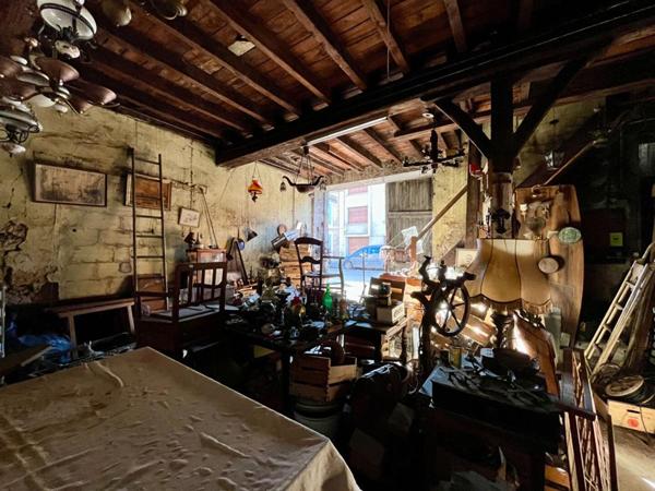 Immeuble de 2 plateaux - 285 m²