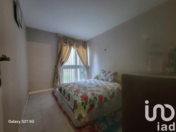 Appartement 5 pièces de 87 m² à Grigny (91350)