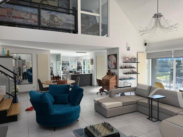 Villa Honfleur 7 pièce(s) 240m2