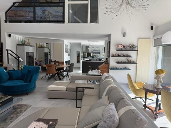 Villa Honfleur 7 pièce(s) 240m2