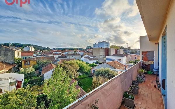 Appartement à vendre    3 pièces • 72,45 m2 La Seyne-sur-Mer