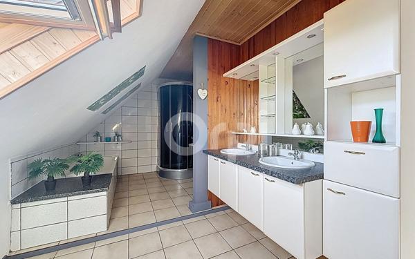 Maison à vendre    5 pièces •  Battenheim