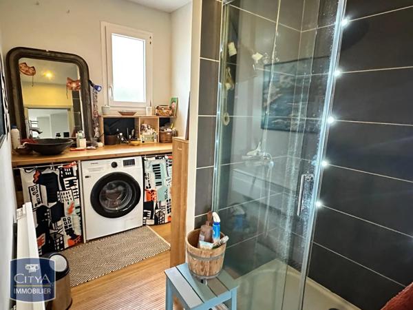 Immeuble à vendre 193m²